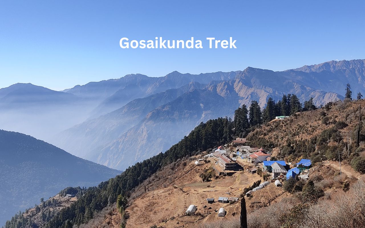 Gosaikunda vs Langtang Trek