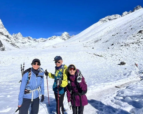 Everest Base Camp G ()