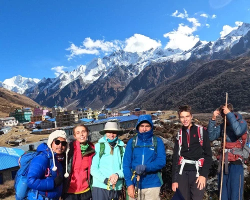 Langtang Trek ()
