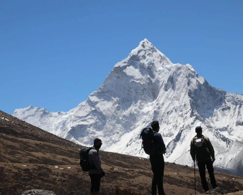 Lobuche Peak Gallery ()