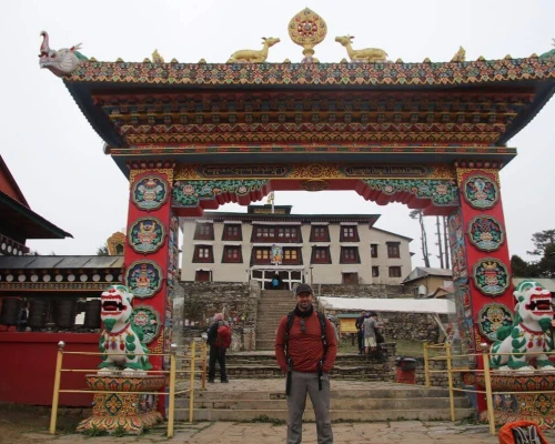 Lobuche Peak Gallery ()