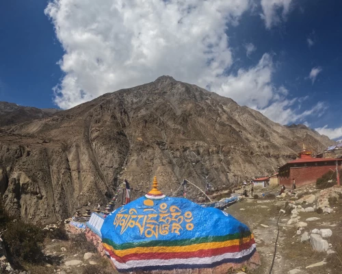 Short Nar Phu Trek G