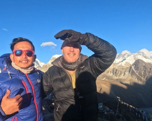 Untitled Design T. ()