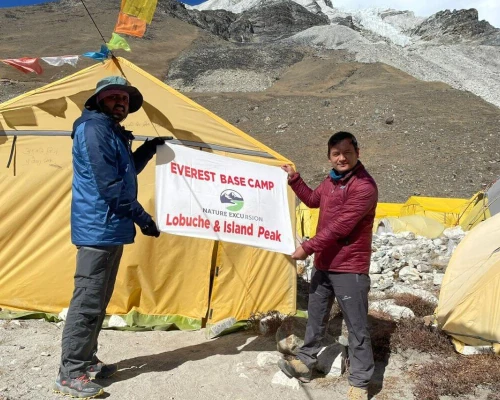 Untitled Design T. ()