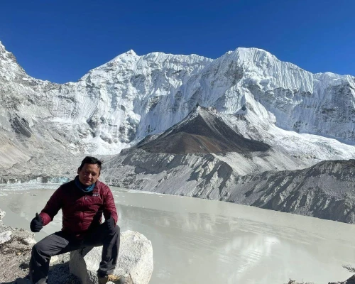 Untitled Design T. ()